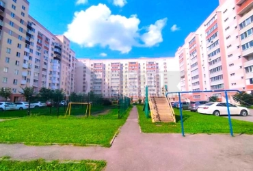 Сдам 2К квартиру в Заставе